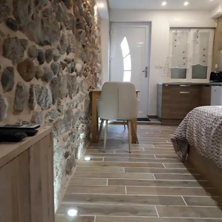 Mistral Apartment Valence (Drome)