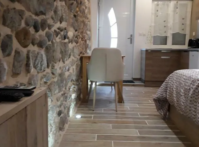 Mistral Apartment Valence (Drome)